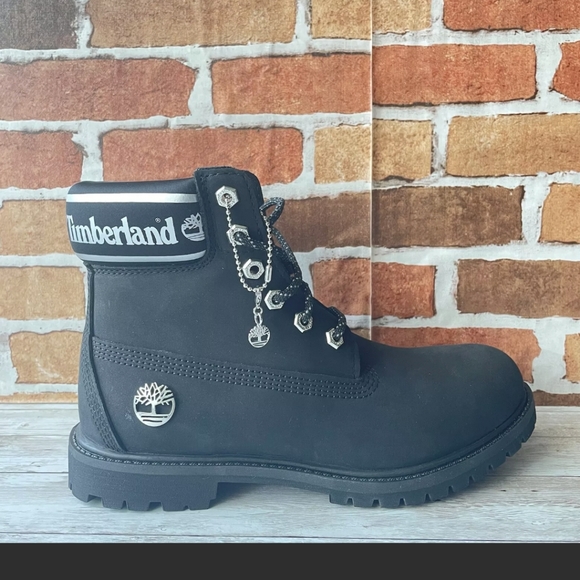 TIMBERLAND WOMEN’s PREMIUM 6 IN WATERPROOF BOOT MD BLACK NUBUCK W WHITE - Picture 4 of 6